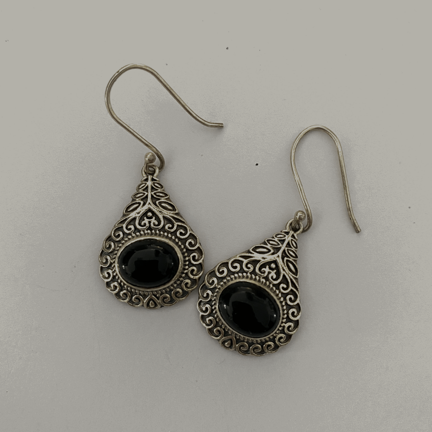 Sterling Silver & Onyx Drop Earrings with Intricate Patterns - Timeless Sophistication