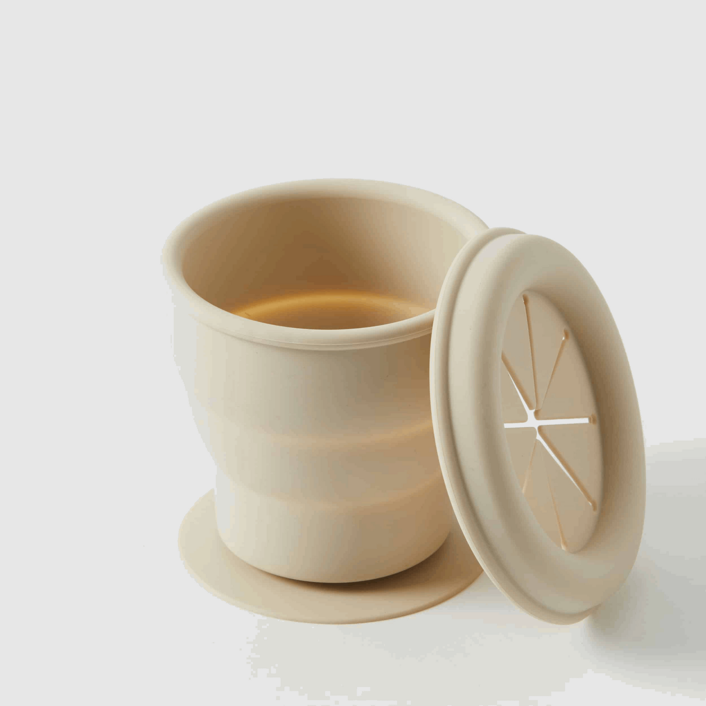 Henny Silicone Collapsible Snack Cup